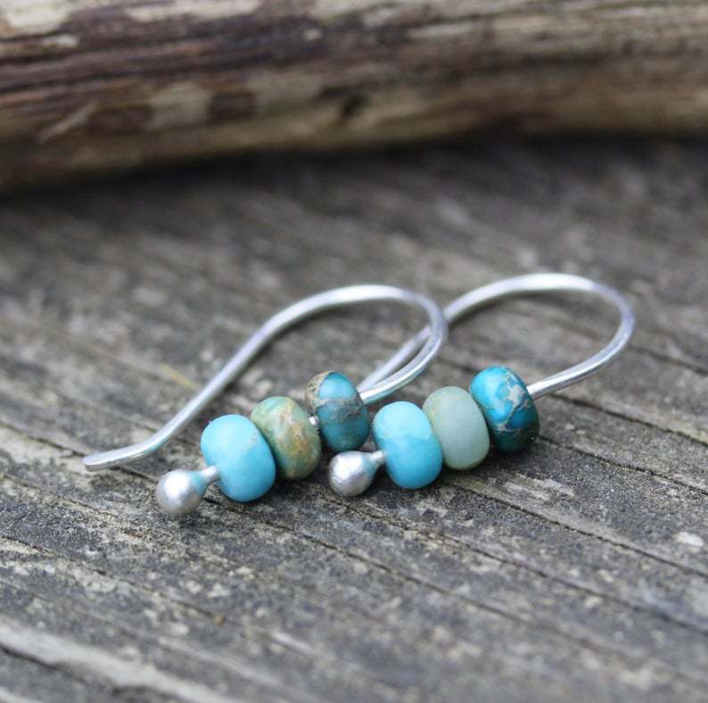 Elegant turquoise-colored pearl earrings