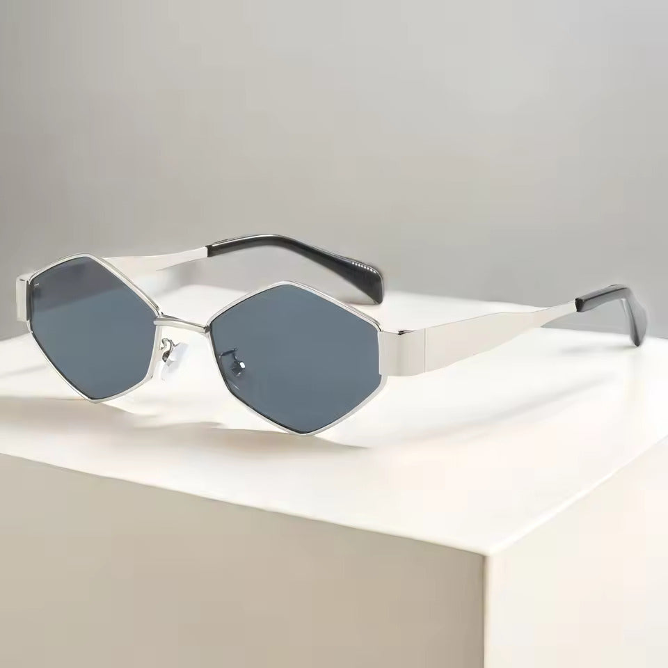 Vintage polygon sunglasses - unisex retro design in a special shape