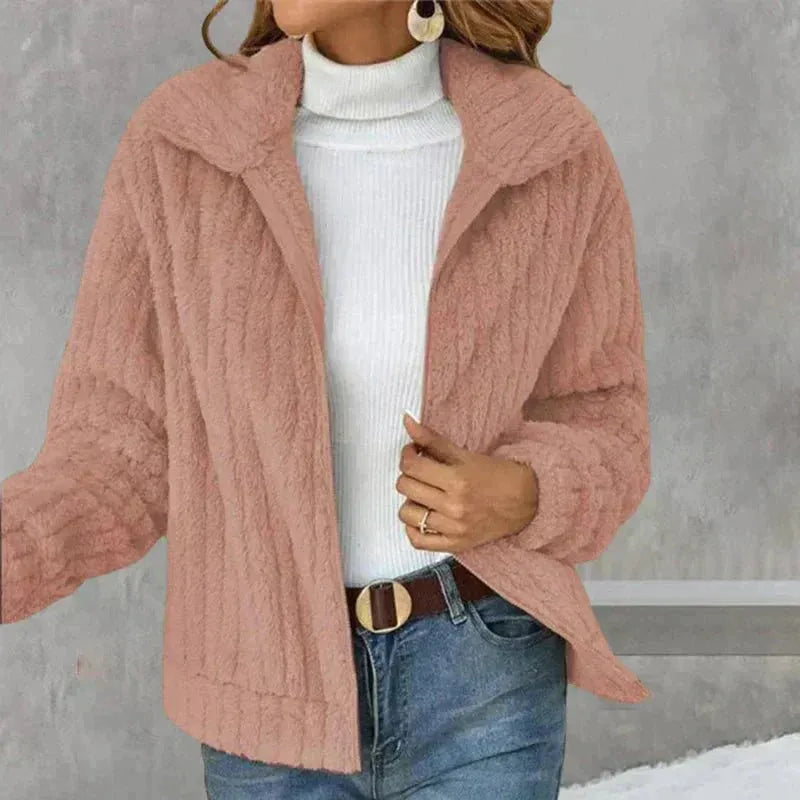Comfortable women's fleece jackets for cozy autumn and winter days