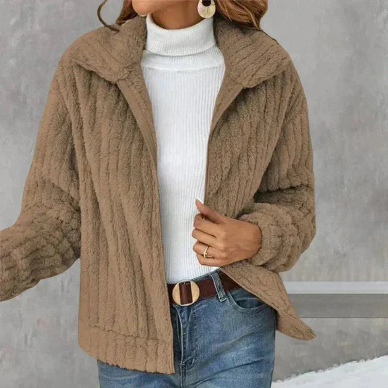 Comfortable women's fleece jackets for cozy autumn and winter days