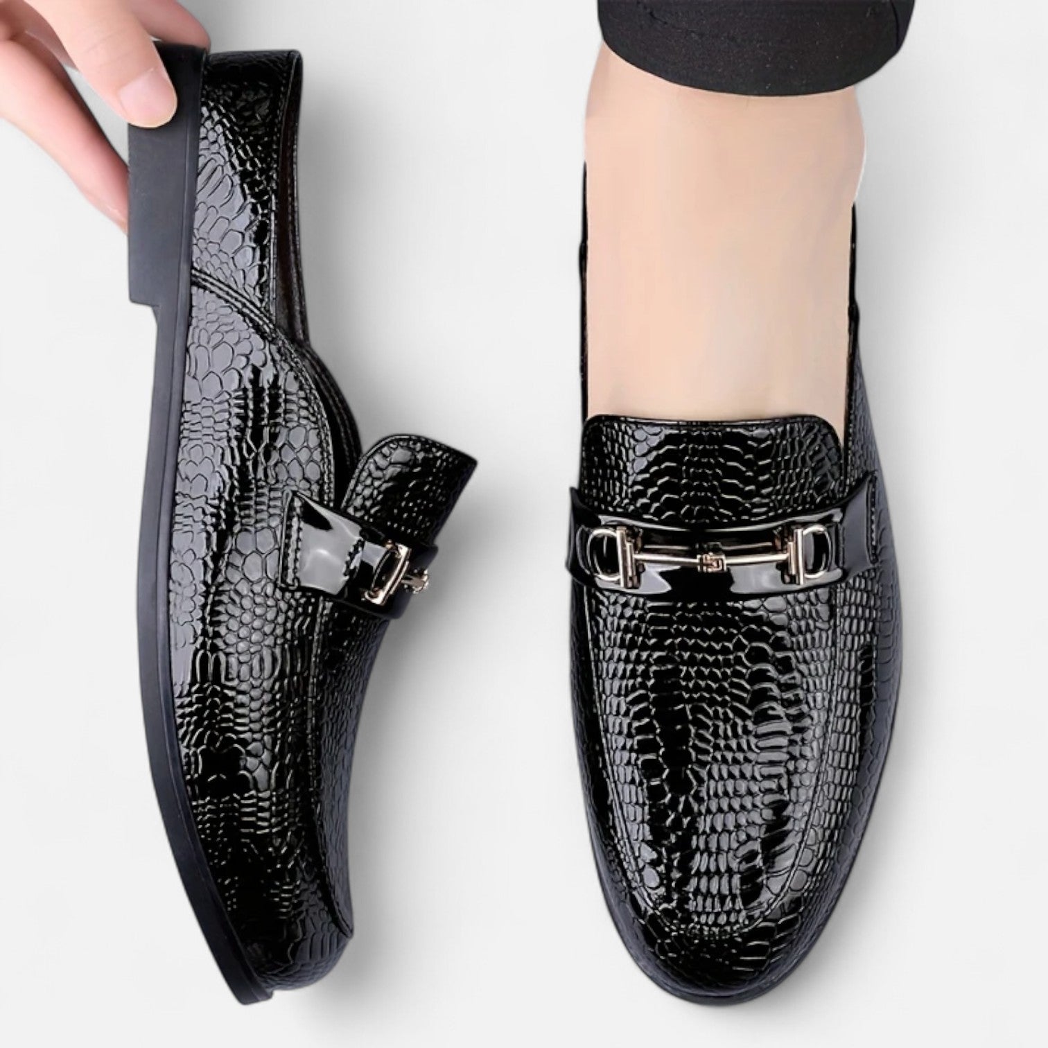 Dorevelle Men’s Dress Loafers with Stylish Buckle & Classic Round Toe Design
