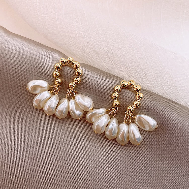 Elegant Baroque Pearl Earrings for a Touch of Luxury