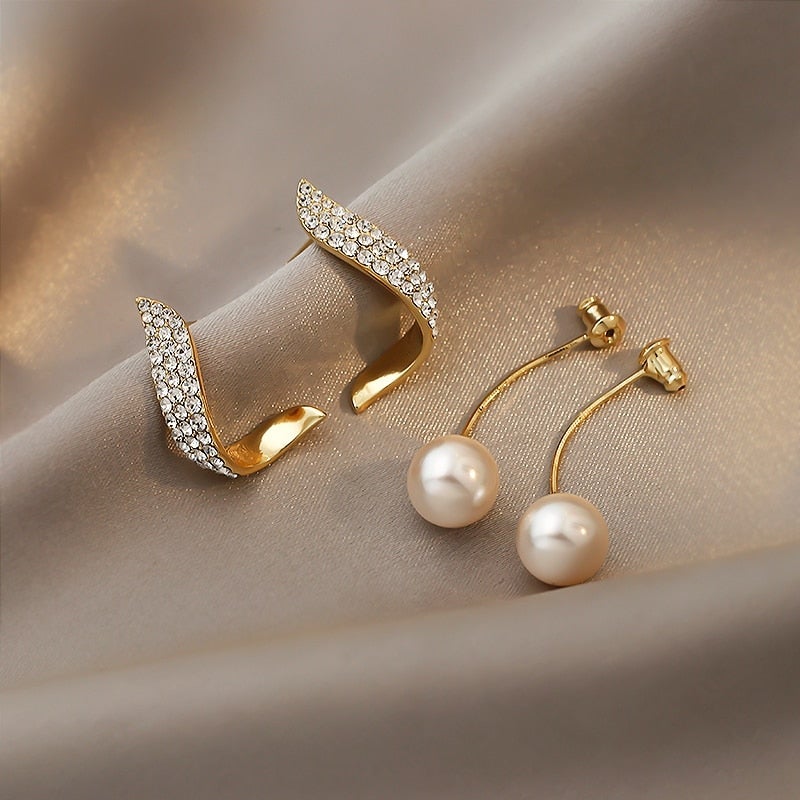 Elegant Gold Pearl Earrings for Radiant Glamour