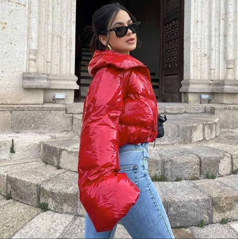 Aoife – Fashionable Short Puffer Jacket with Stylish Quilted Pattern