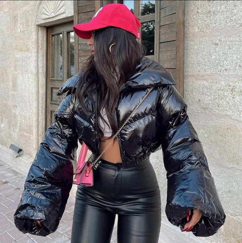 Aoife – Fashionable Short Puffer Jacket with Stylish Quilted Pattern