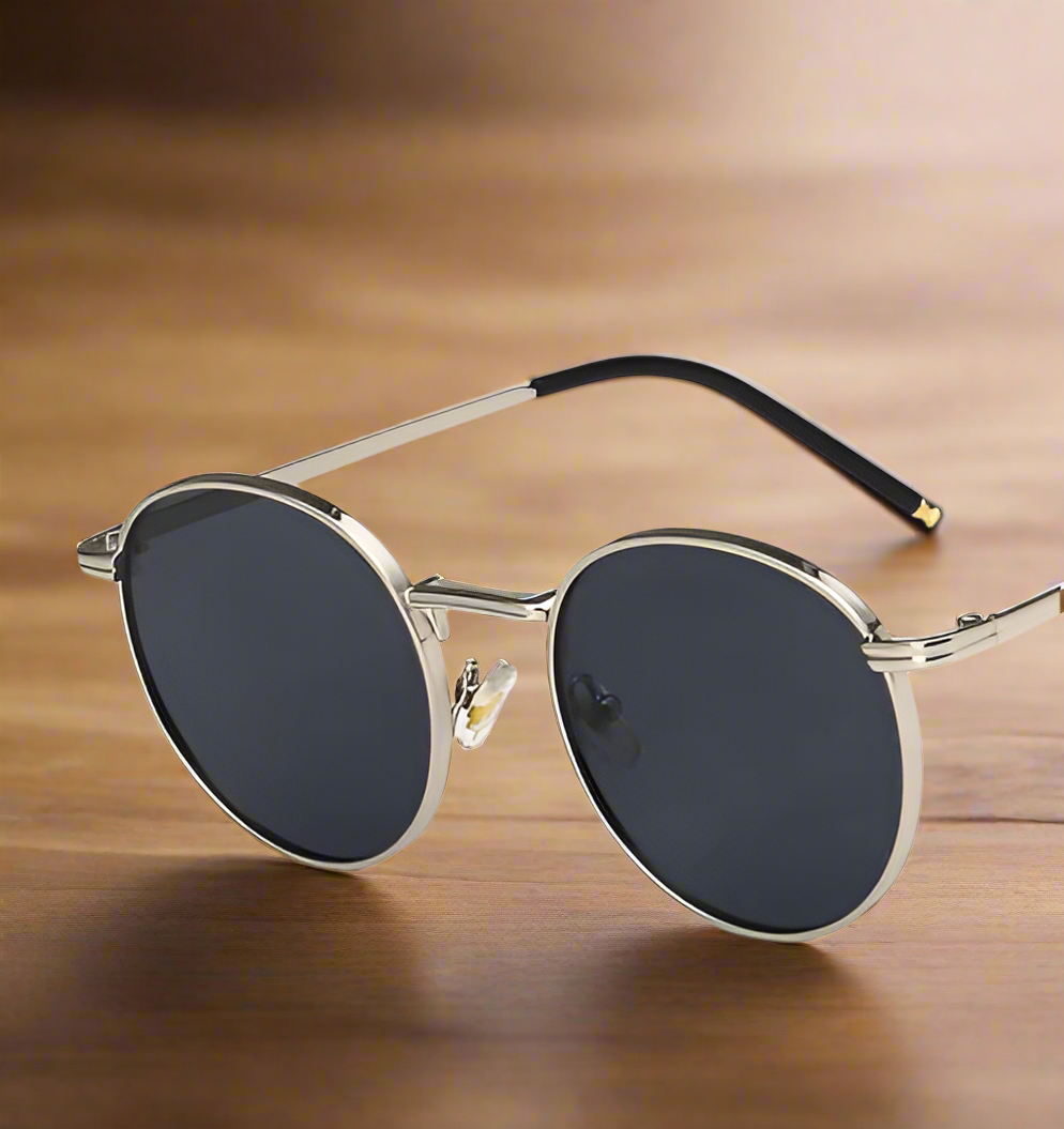Retro vibe women’s browline glasses