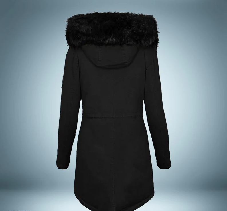 Elegant Black Parka with Luxurious Fur Collar