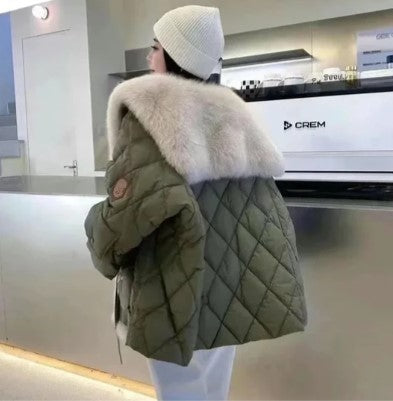 Stylish jacket with cozy fur collar for ultimate comfort