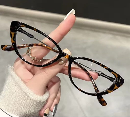Chic optical cat-eye glasses