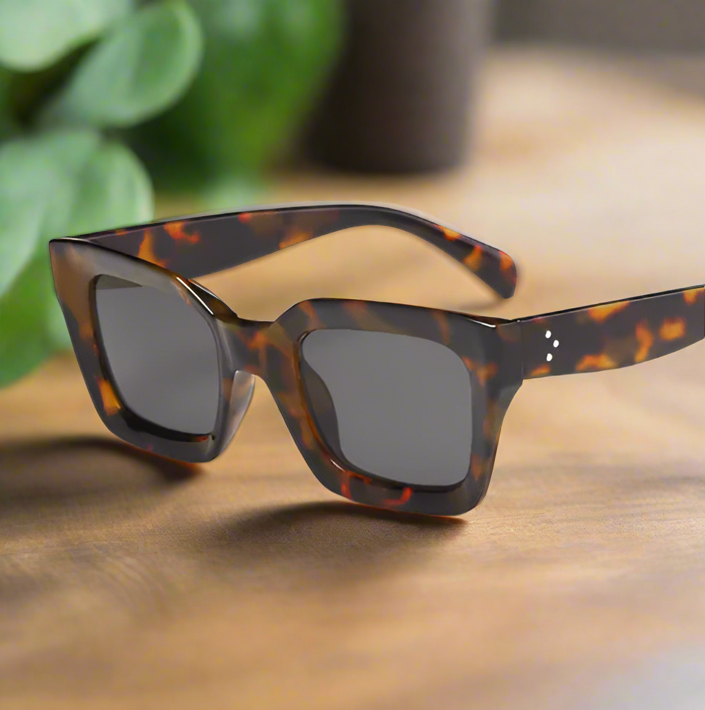 Sleek matte finish cat-eye glasses