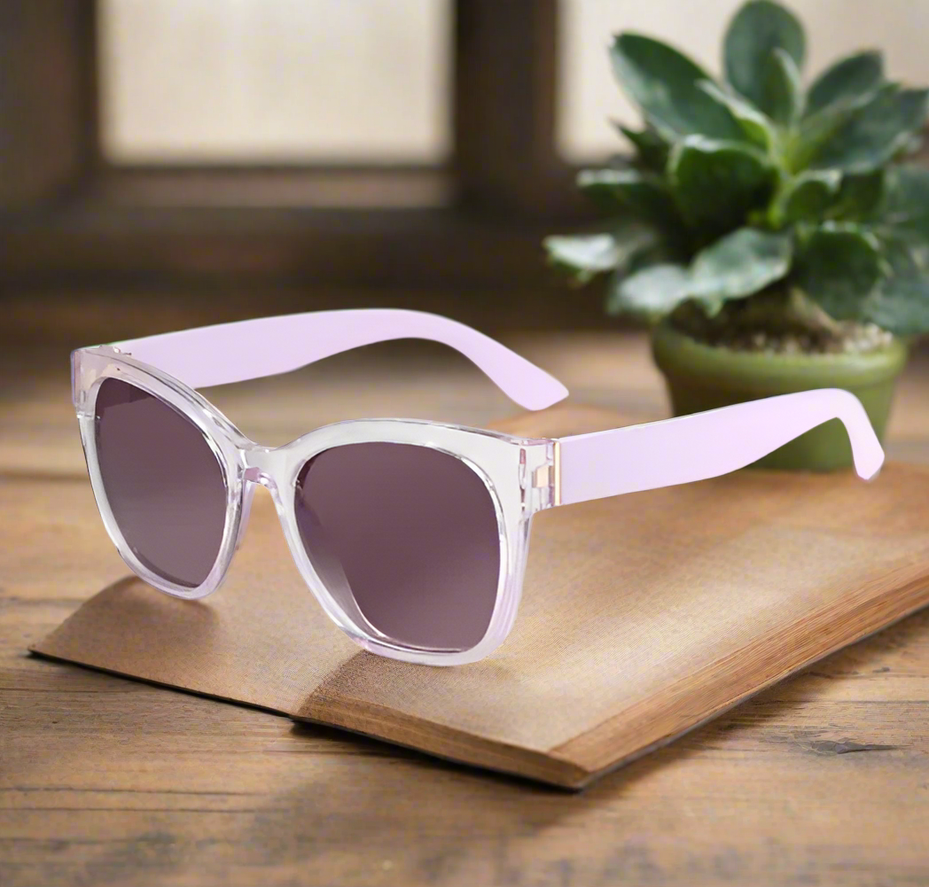 Fashionable original sunglasses with thick butterfly frame