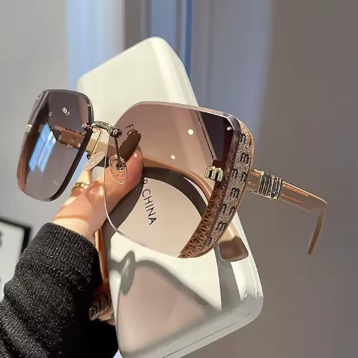 Oversized square sunglasses for women 2025
