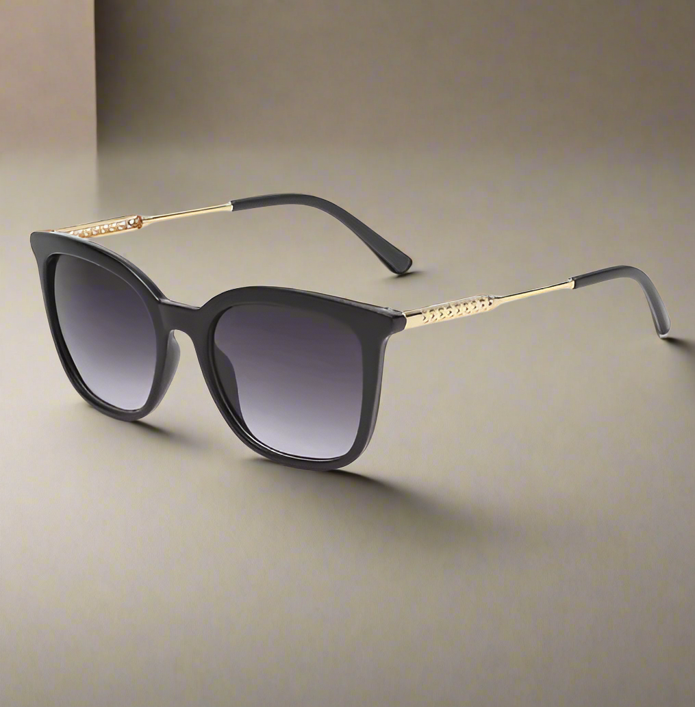 Classic square sunglasses