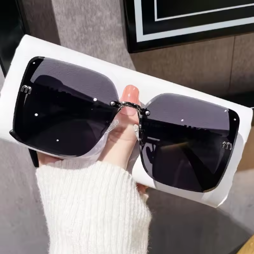 Oversized square sunglasses for women 2025