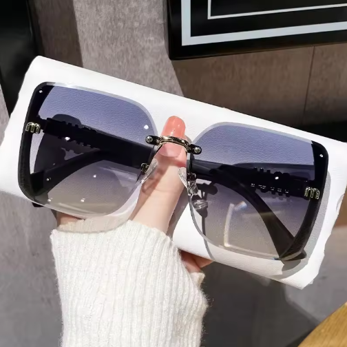 Oversized square sunglasses for women 2025