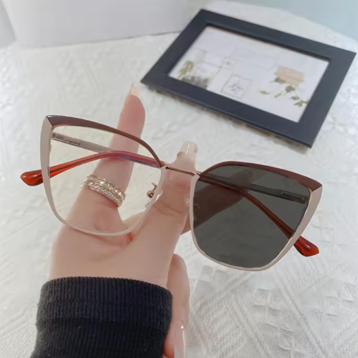 Retro cat-eye glasses