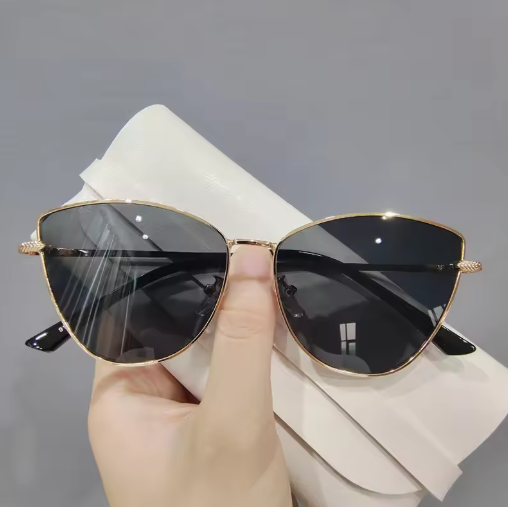Retro metal frame cat-eye sunglasses
