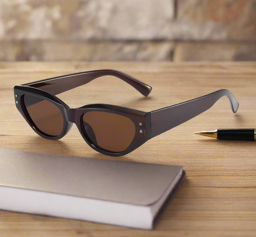 Retro cat eye sunglasses for women