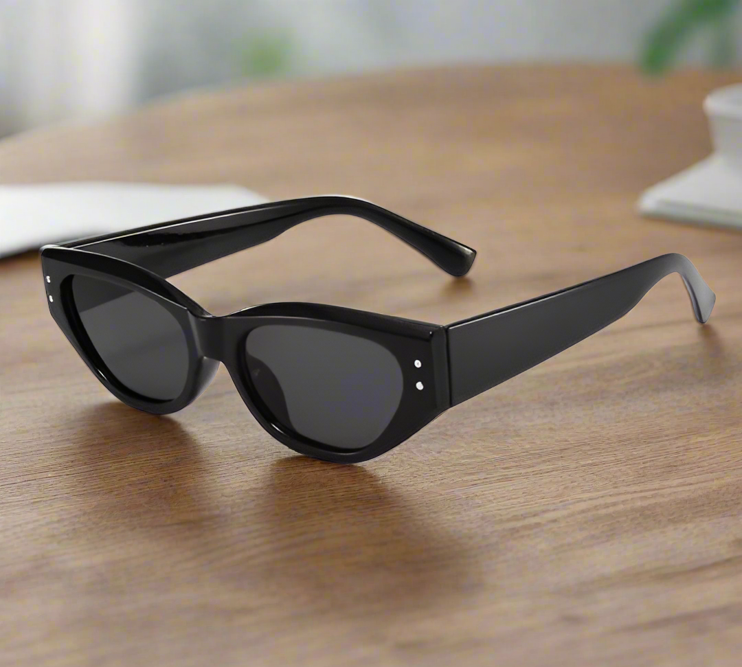 Retro cat eye sunglasses for women