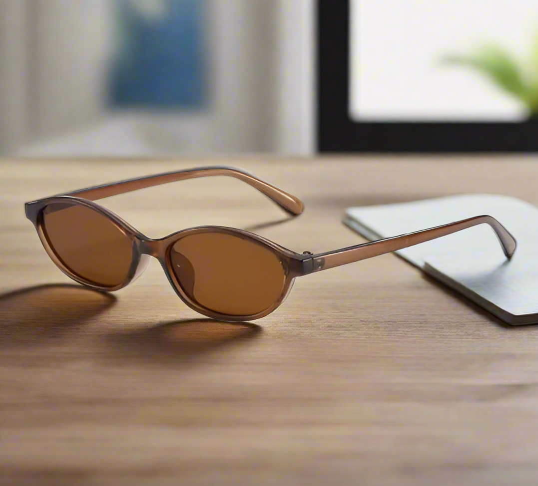 Retro sunglasses with oval frame