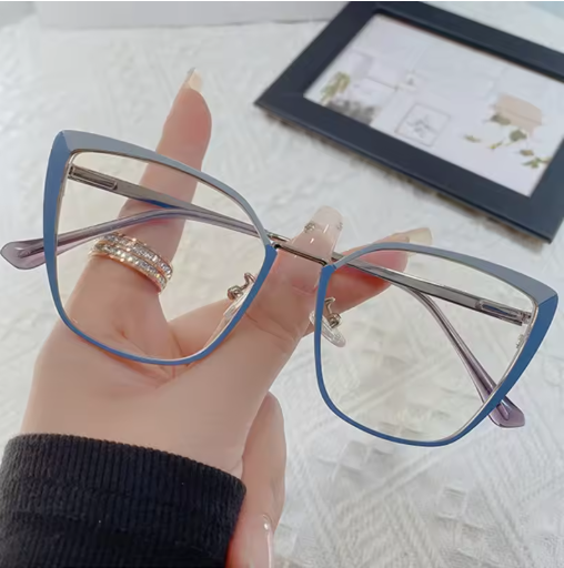 Retro cat-eye glasses
