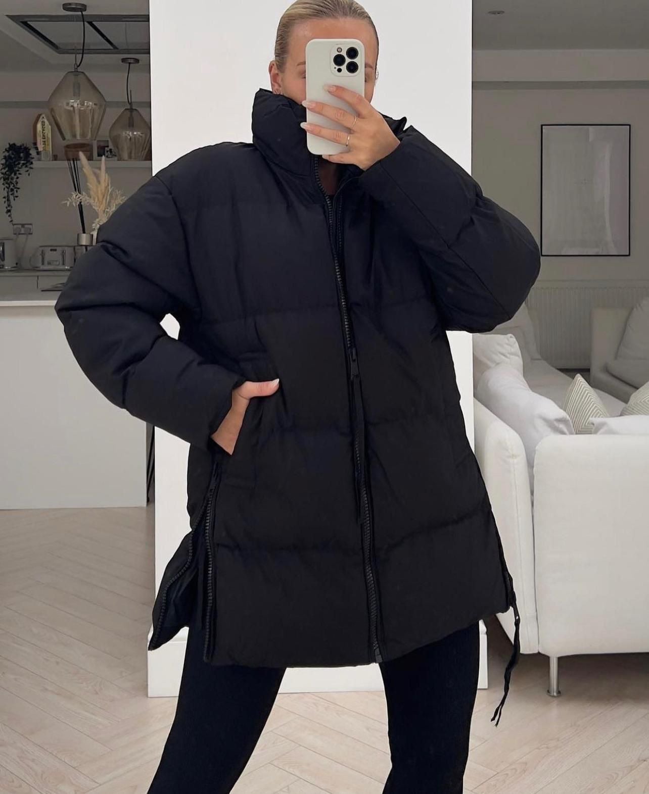 Copperose jacket in understated black and vibrant green tones