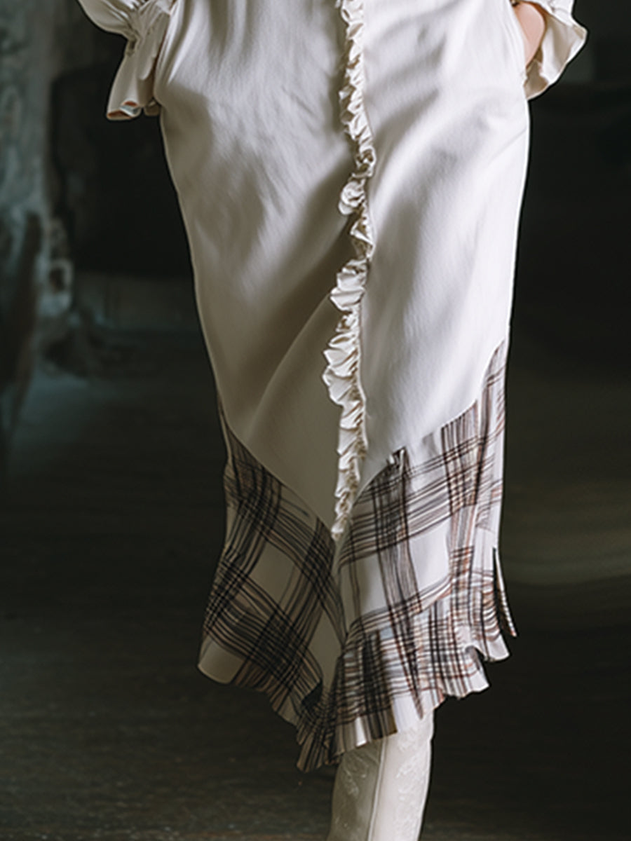 Fashionable And Elegant White V-neck Ruffle Trim Plaid Hem Maxi Dress