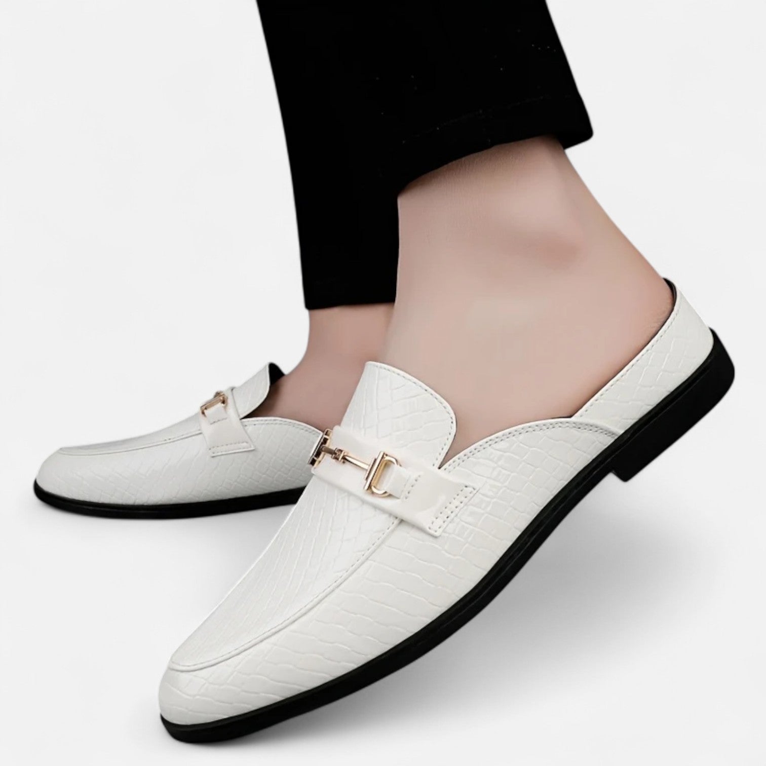 Dorevelle Men’s Dress Loafers with Stylish Buckle & Classic Round Toe Design