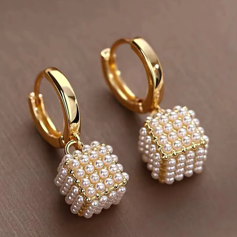 Stylish Earrings with Elegant Cubic Pearls