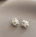 Chic Pearl Earrings for a Touch of Elegance