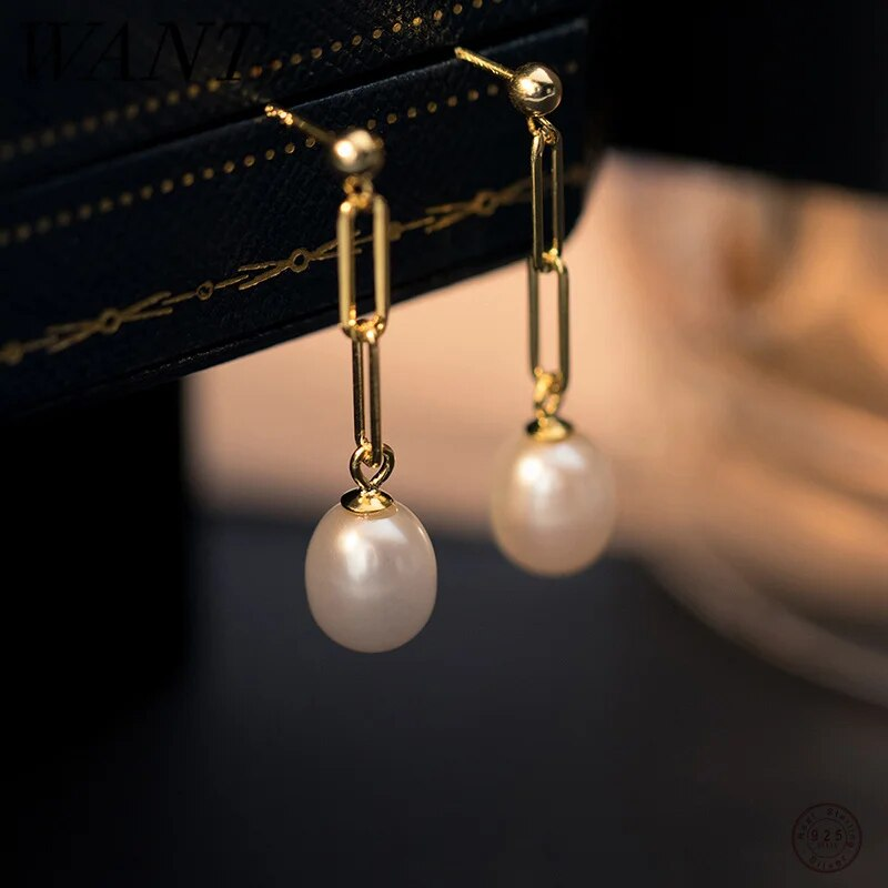 Charming Vintage Pearl Earrings in Baroque Style