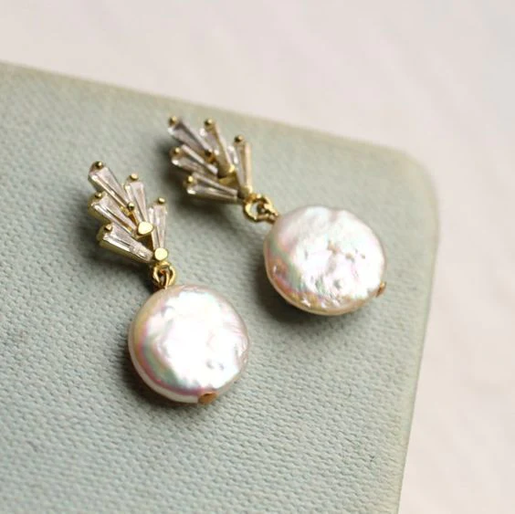 Fascinating Baroque Pearl Earrings in Elegant Design