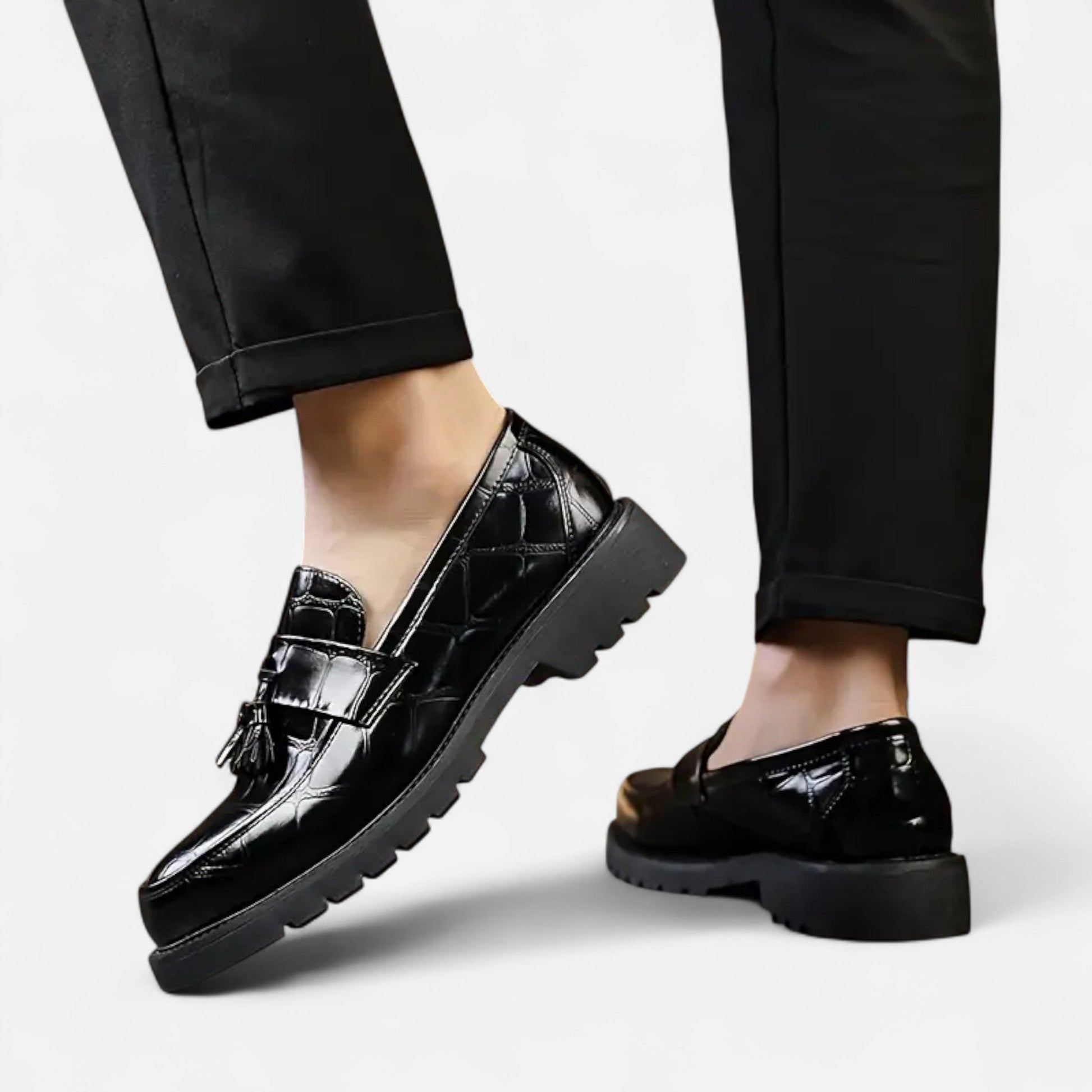 Dorevelle Men’s Loafers – Timeless Vintage Fringe Style