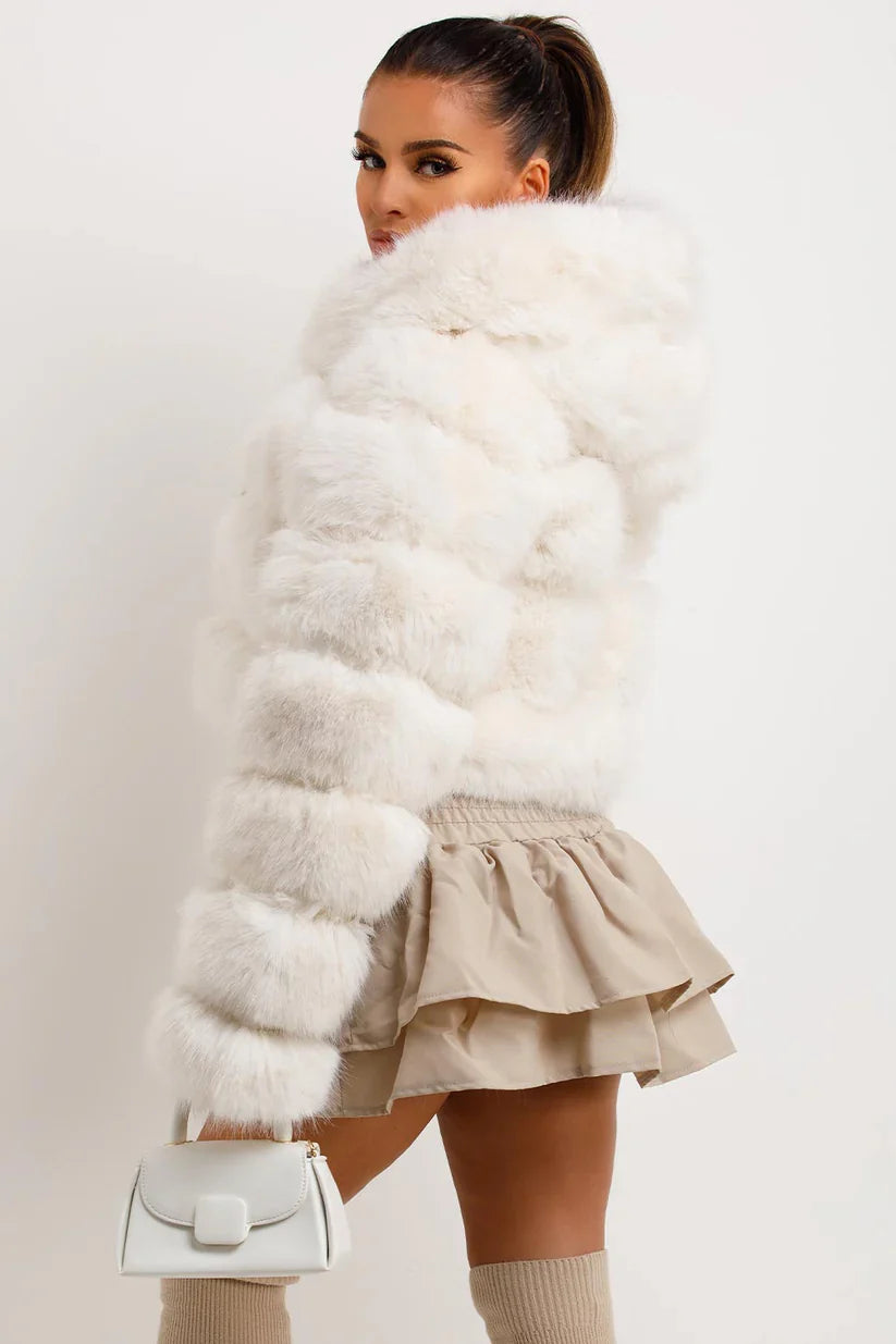 Arianna - Stylish and elegant winter coat for women