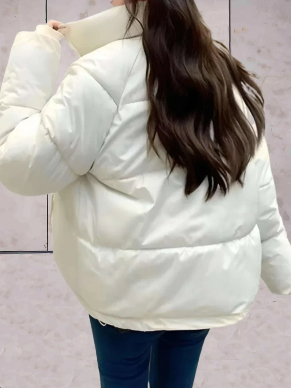 Dana – stylish parkas jacket with stand-up collar and practical double closure