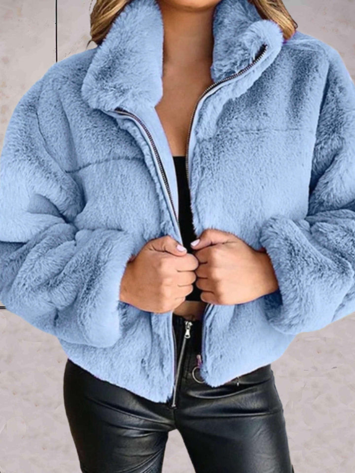 Cosyfaux – Extra Warm and Comfortable Faux Fur Jacket with Practical Zipper