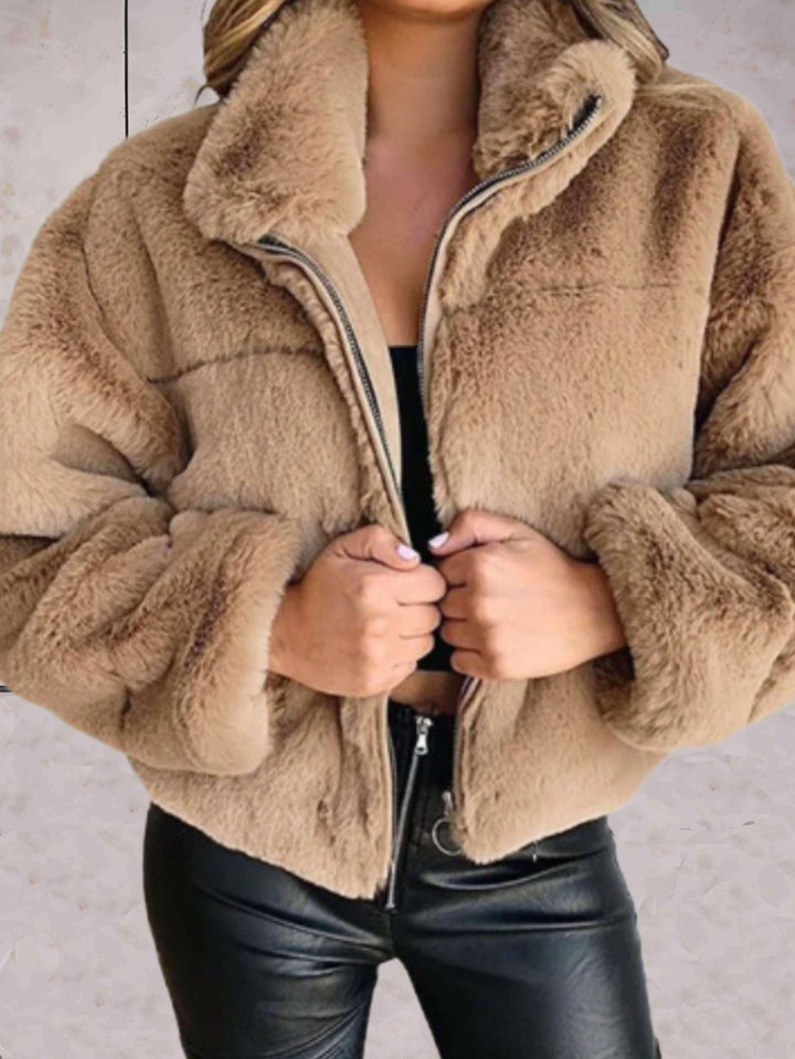 Cosyfaux – Extra Warm and Comfortable Faux Fur Jacket with Practical Zipper