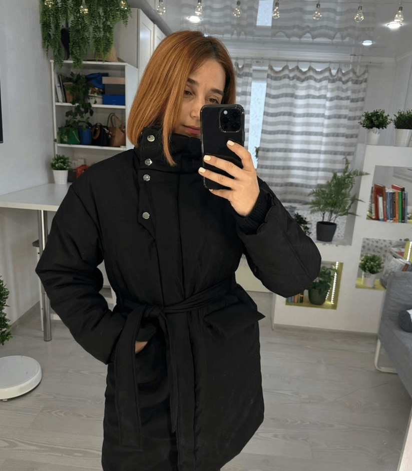Stylish Vintage Puffer Office Jacket with Belt – Zuzanna